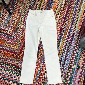 J Crew 5 pocket “Vintage Straight” denim Jeans in winter white 26